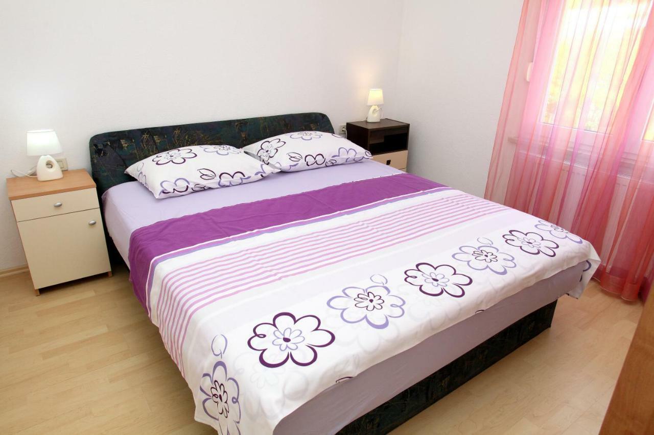 Apartman Dinka Trogir Exterior photo