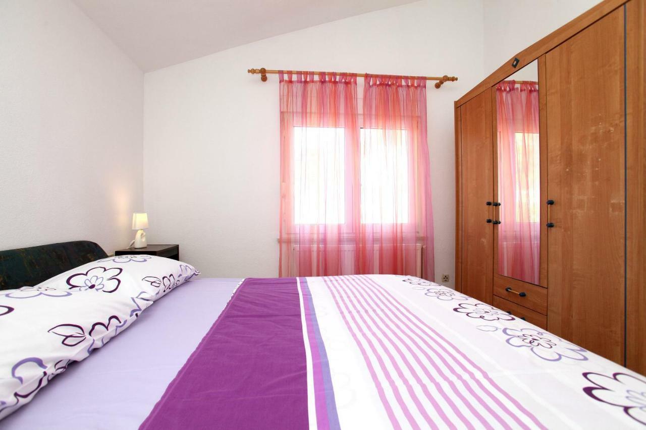 Apartman Dinka Trogir Exterior photo